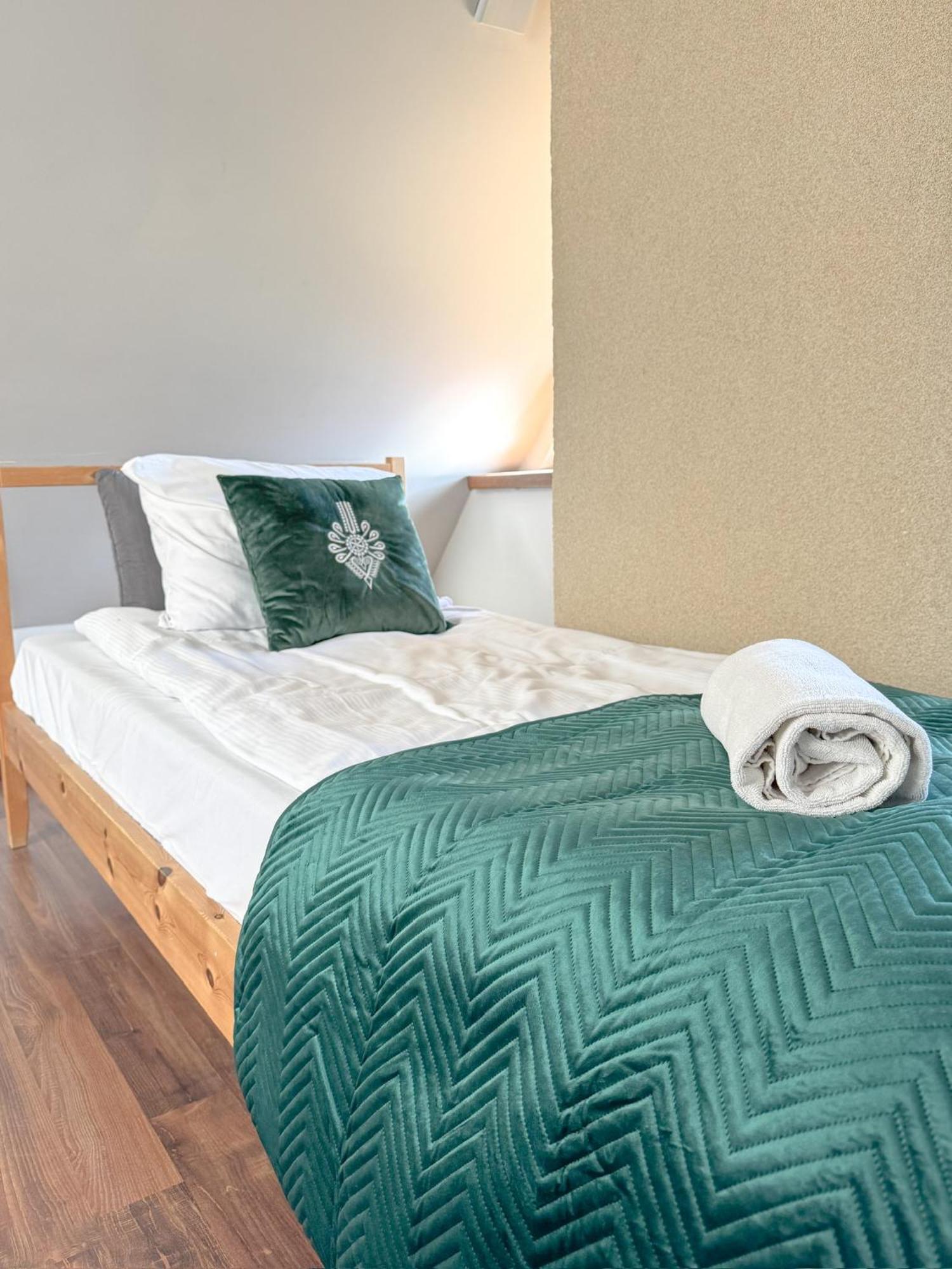 Chrycowka - Jacuzzi, Basen, Sauna Apartmán *
