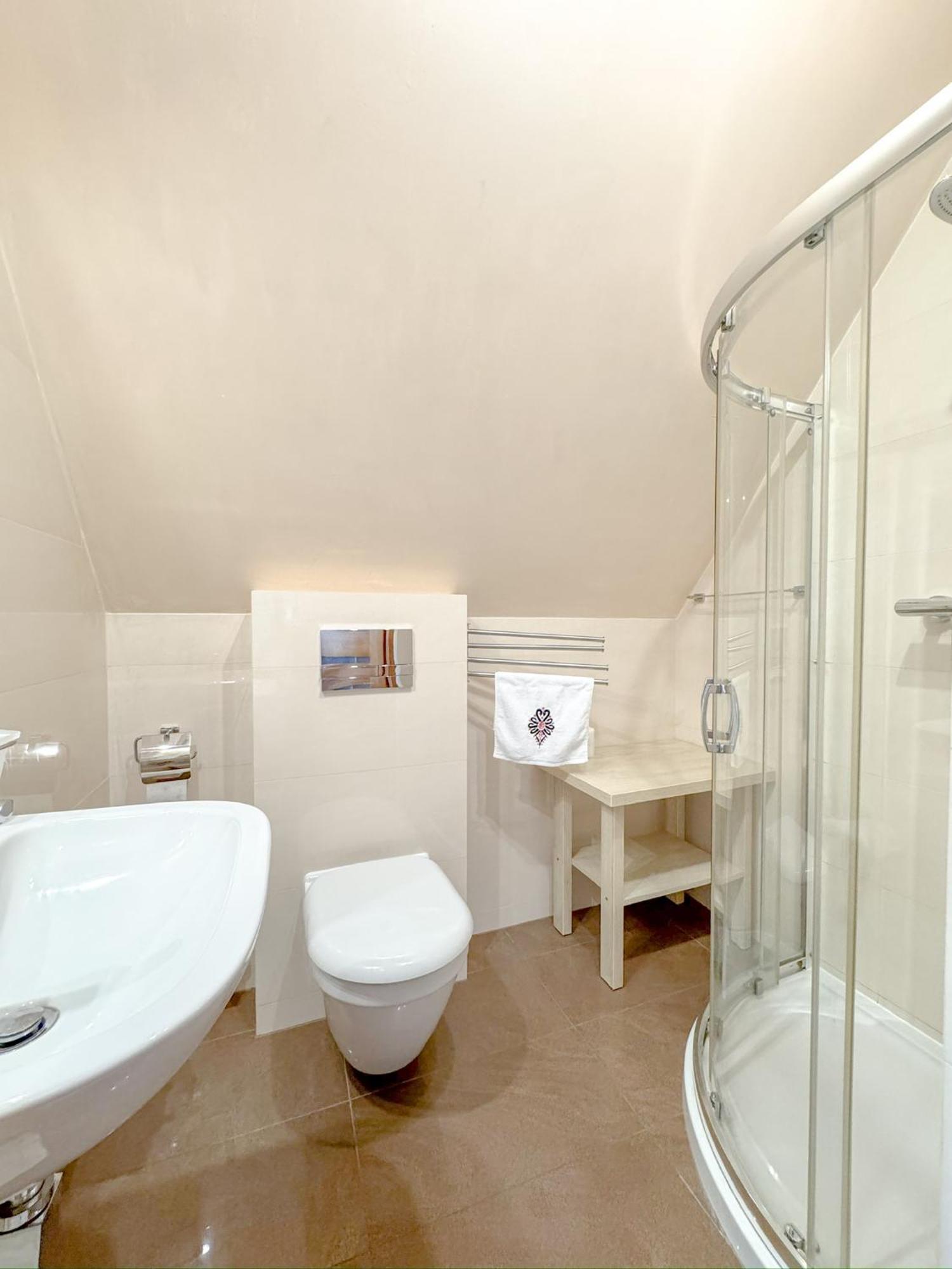 Chrycowka - Jacuzzi, Basen, Sauna Apartmán *