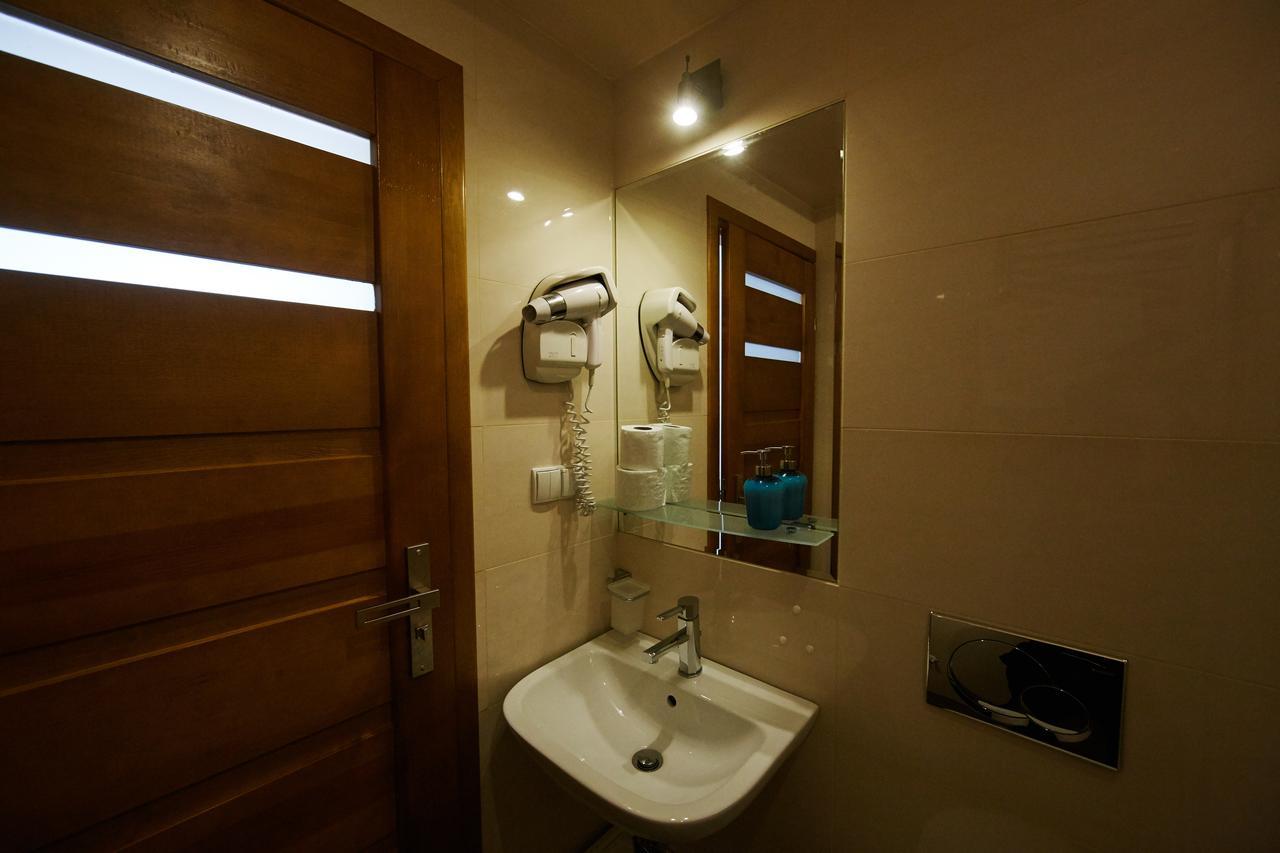 Chrycowka - Jacuzzi, Basen, Sauna Apartmán *